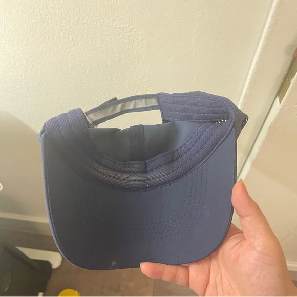 Light hat - Picture 4 of 4